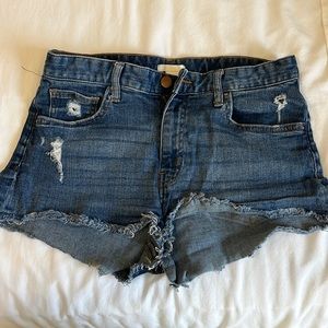 H&M dark denim jean shorts US size 6